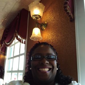 Meet your Posher, Paula